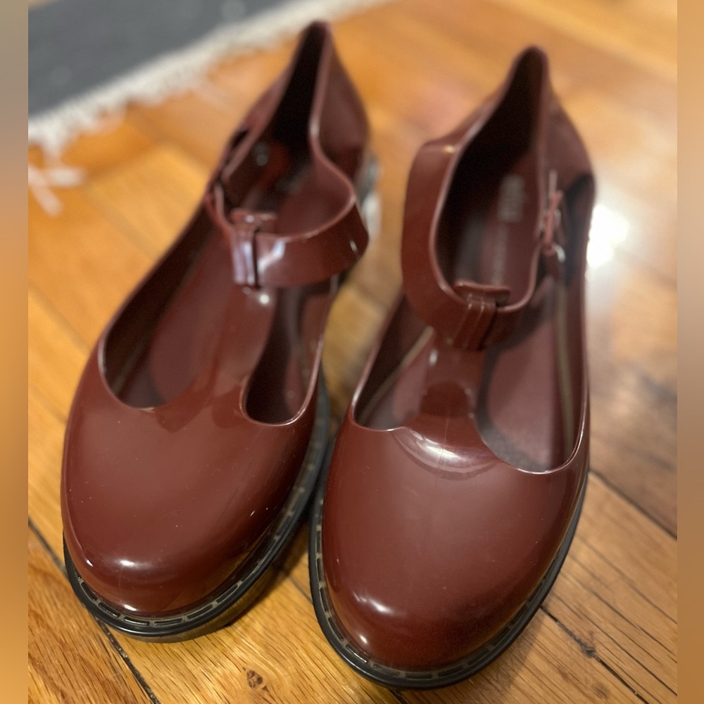 Melissa Mary Jane’s Burgundy — sz 7